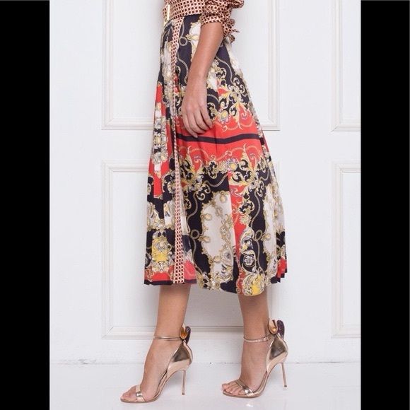 Zara Pleated Scarf Print Midi Skirt - Picture 11 of 11